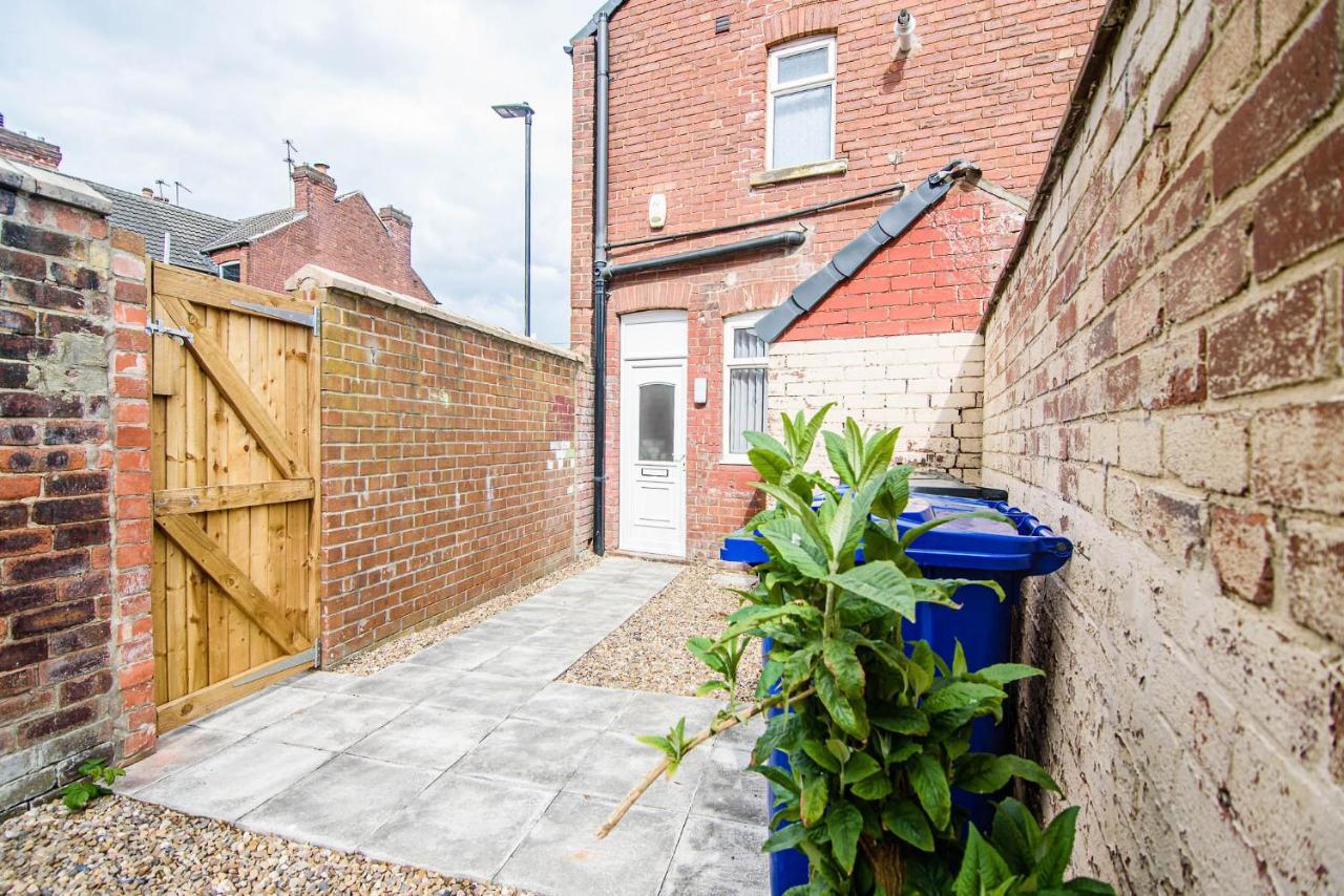 Florence Avenue, 2 Holiday home *